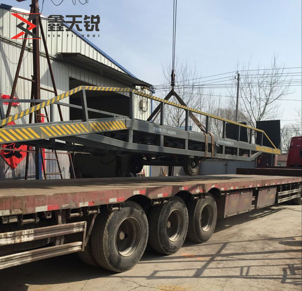 黔西南移动式登车桥装车发货